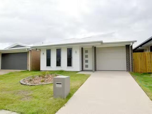 New 4 BR 12 Powell Close, New Auckland, QLD 4680