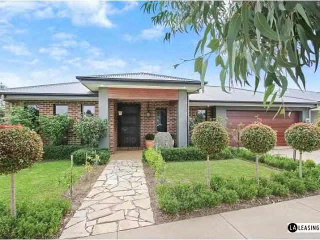 Deal! 4 BR 27 Driver Terrace, Glenroy House for rent Listed b.