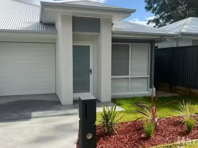 New 4 BR 27b Coppice Road, Port Macquarie, NSW 2444 Duplex /.