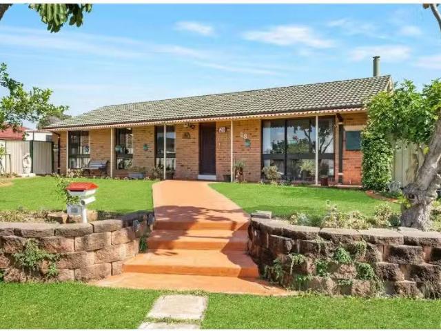 For Rent! 4 BR 28 Ryder Road, Greenfield Park House for rent.