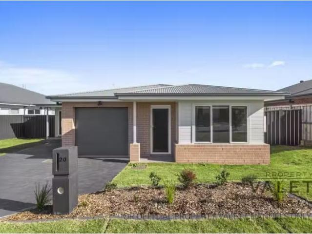 Deal! 4 BR 20 Caputar Way, LOCHINVAR Townhouse for rent Liste.