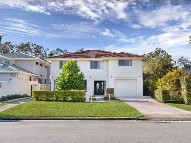 For Rent! 4 BR 21 Sunset Boulevard, Tweed Heads West House for.
