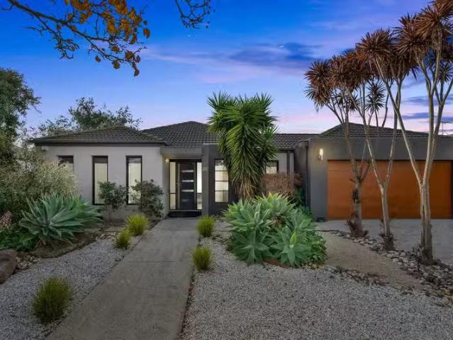 Rental! 4 BR 22 La Coruna Gardens, POINT COOK, VIC 3030 Hous.