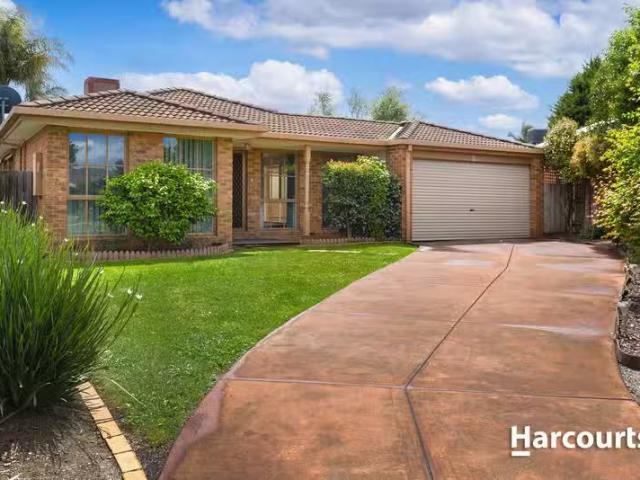 Nice 4 BR 2 Margarita Close, Berwick, VIC 3806 House for Rent