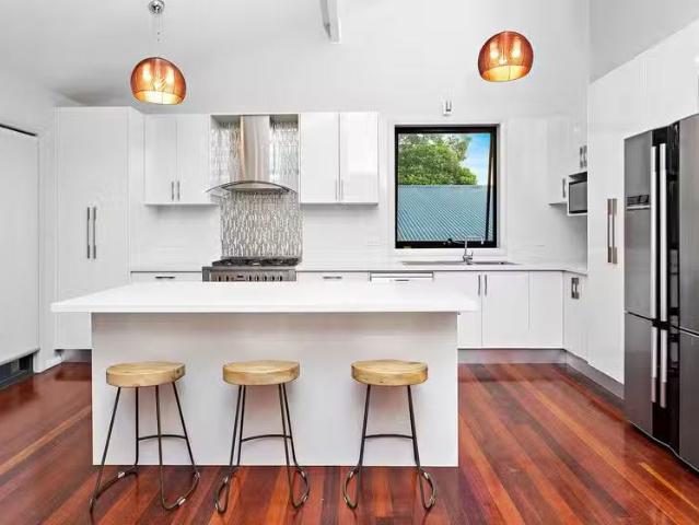 Rental! 4 BR 39 Outlook Drive, Figtree, NSW 2525 House for R.