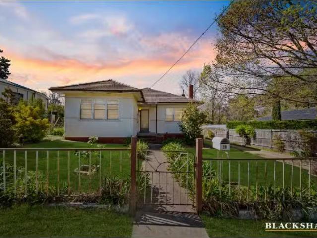 New 4 BR 30 Hirst Avenue, Queanbeyan House for rent Listed by.