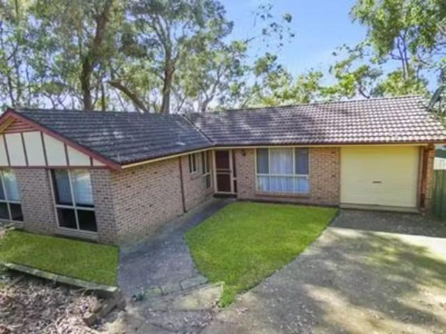 Deal! 4 BR 31 Cliff Avenue, HAZELBROOK House for rent Listed.