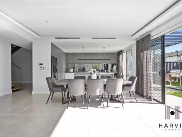 Nice 4 BR 3 Gray Place, Kings Langley House for rent Listed b.