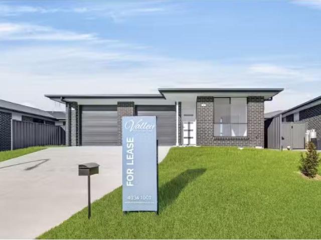 For Rent! 4 BR 46 Lilac Avenue, LOCHINVAR Property for rent L.