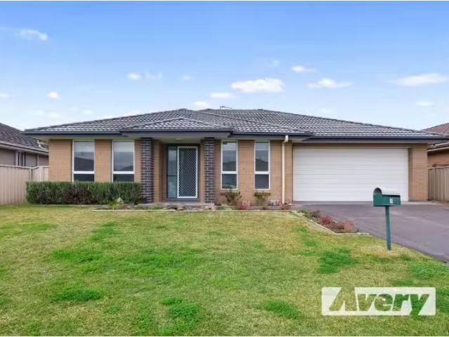 New 4 BR 4 Garland Road, Cessnock House for rent Listed by Pr.