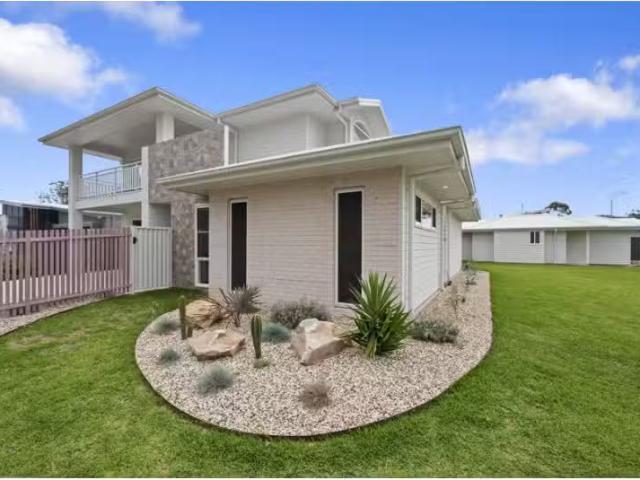 New 4 BR 51 Moonee Creek Drive, MOONEE BEACH House for rent L.