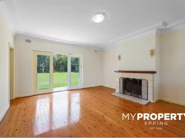 Nice 4 BR 53 Pennant Hills Road, North Parramatta House for re.
