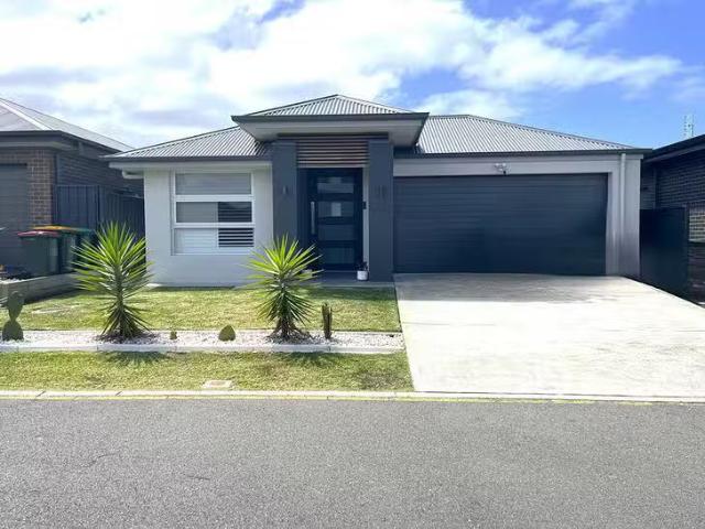 Charming 4 BR 5 Downing Lane, Woongarrah, NSW 2259