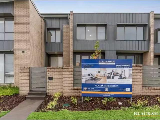 Unique 4 BR 5 Kallir Street, Denman Prospect Townhouse for ren.