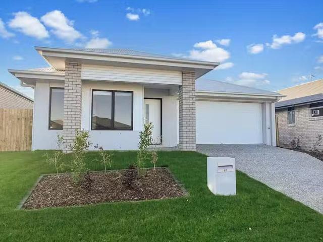 Just in! 4 BR 67 Paterson Road, Walloon, QLD 4306