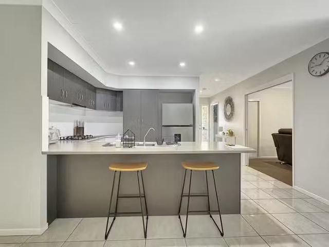 Unique 4 BR 6 Flooded Gum Court, Bli Bli, QLD 4560