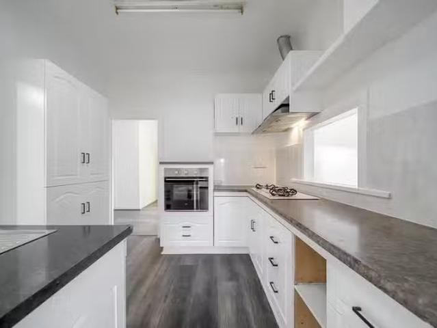 Cozy 4 BR 73 Hanbird Avenue, CAMPBELLTOWN, SA 5074 House for.