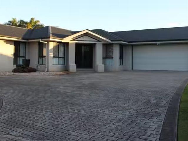 Cozy 4 BR 8 Horsley Place, VICTORIA POINT, QLD 4165 House fo.