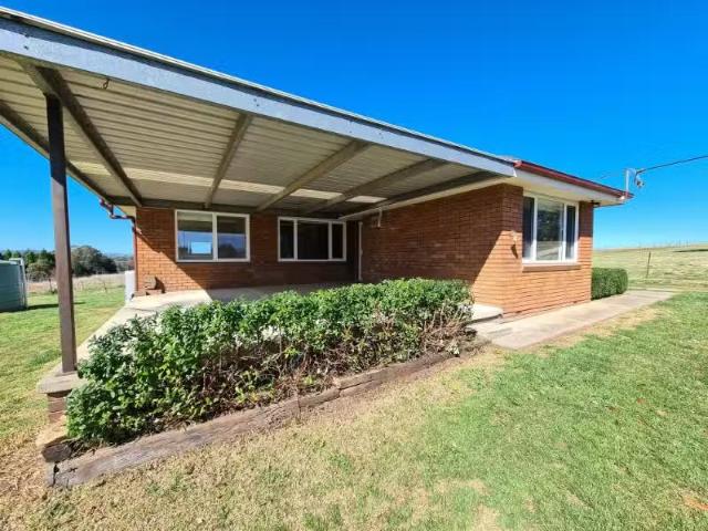 Charming 4 BR 9 11 Lackey Road, MOSS VALE House for rent List.