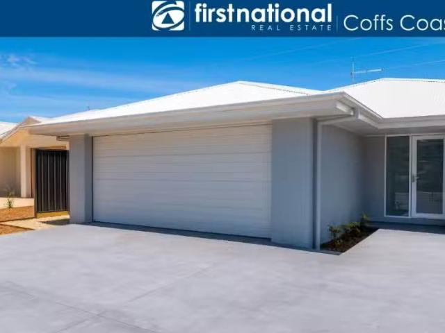 Cheap 4 BR 9 Carey Way, Coffs Harbour House for rent Listed b.