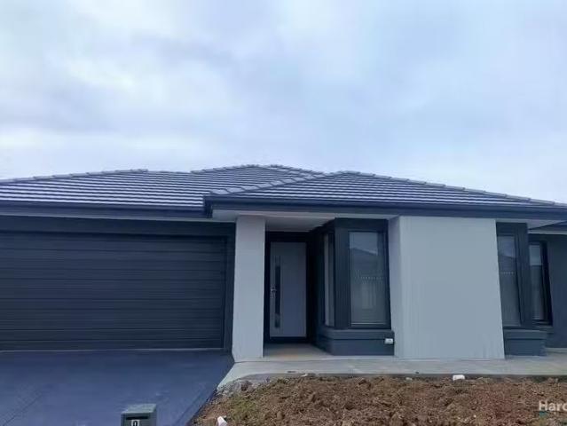 New 4 BR 9 Ingrams Way, Mickleham, VIC 3064 House for Rent