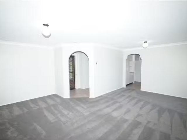New 4 Chandler Close, Armidale House for rent Listed by Prope.