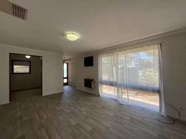 Rental! 4 Davies Crescent, Port Augusta West, SA 5700