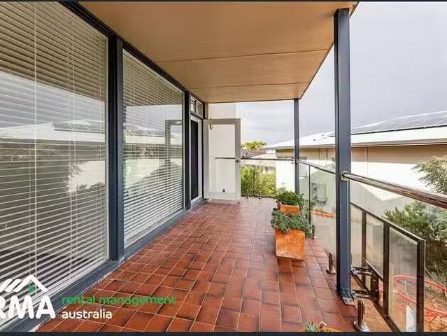 Deal! 4 Dorking Road, City Beach, WA 6015