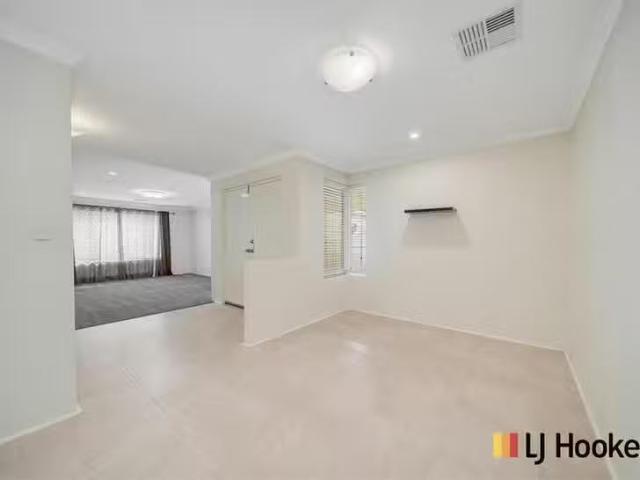 Cheap 4 Harden Park Trail, Carramar, WA 6031