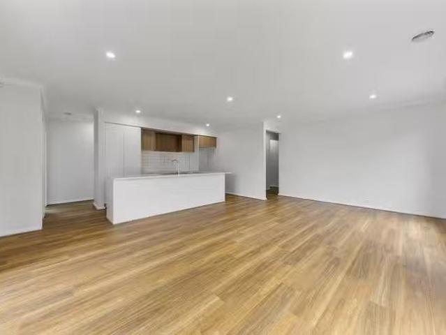 Cozy 4 Helmet Street, Botanic Ridge, VIC 3977
