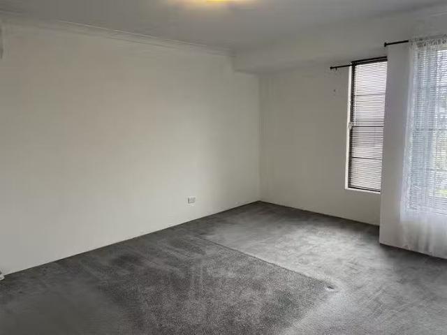 For Rent! 4 Hopetoun Bend, Dawesville, WA 6211