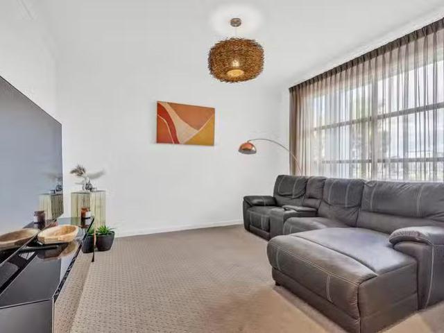 Rental! 4 Wiltshire Drive, Lightsview, SA 5085