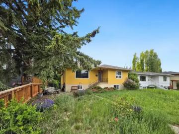 For Rent 4.5 Bedroom House Calgary AB DS103542225