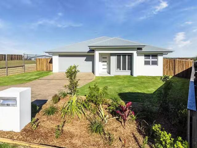 Rental! 53 Welch Street, Elliott Heads, QLD 4670