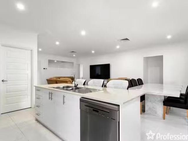 Just in! 53 Gallipoli Avenue, Byford, WA 6122