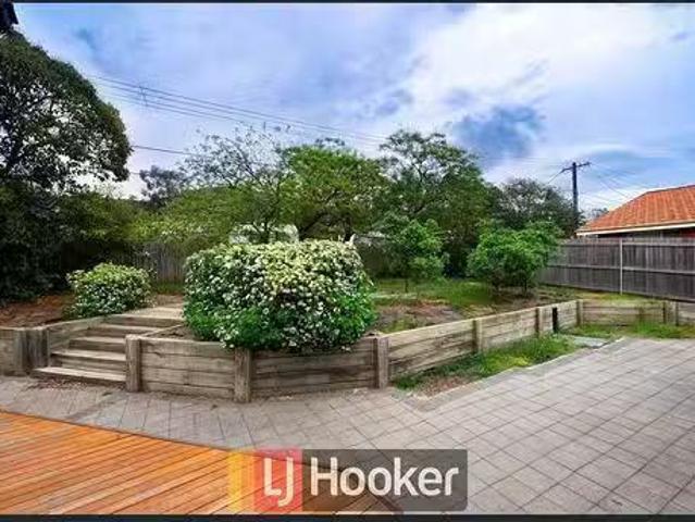 Charming 50 Kavel Street, Torrens, ACT 2607