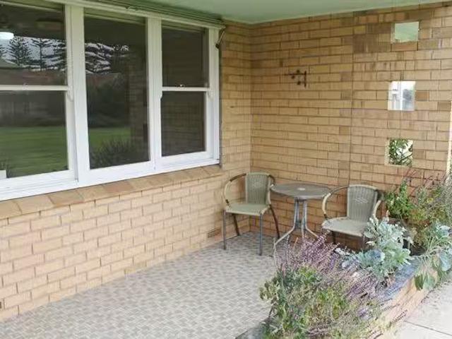 Unique 5/104 Augusta Street, Glenelg East SA 5045