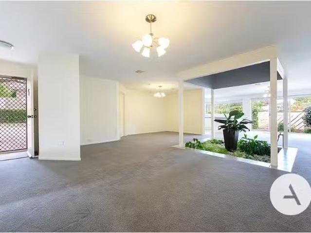 Rental! 5/102 Julia Flynn Ave, Isaacs House for rent Listed b.