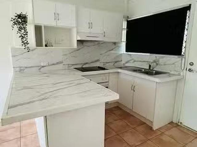 Charming 5/10 Havana Key, Broadbeach Waters, QLD 4218