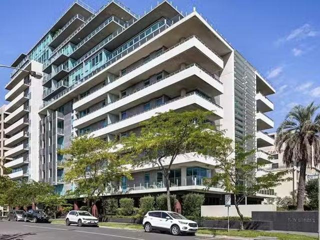 Cozy 511/1 Roy Street, Melbourne, VIC 3004