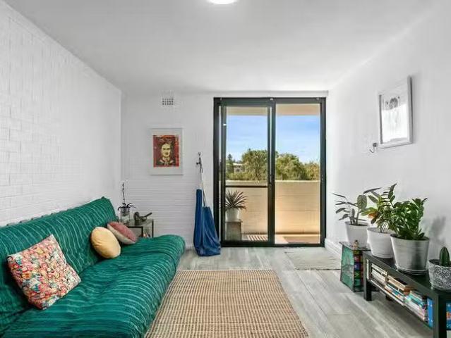 For Rent! 51/4 Dover Court, Mosman Park, WA 6012