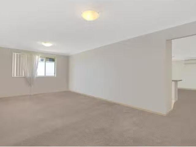 Unique 51 Earswick Crescent, Buttaba, NSW 2283