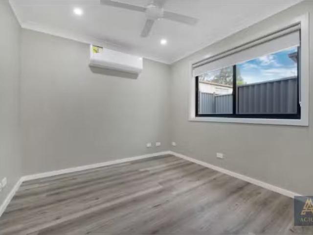 Charming 51B Lamonerie Street, Toongabbie Apartment for rent.