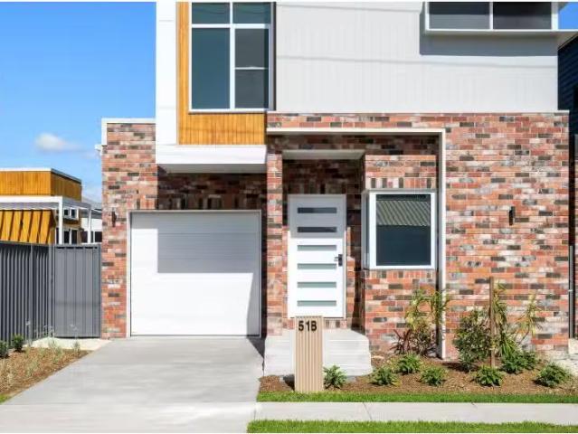 Just in! 51B Roe Street, Mayfield House for rent Listed by Pr.