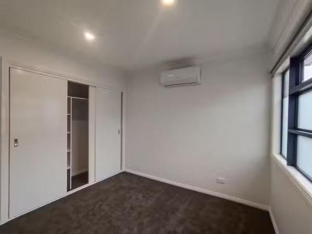 Deal! 5/220 Waiora Road, Rosanna, VIC 3084