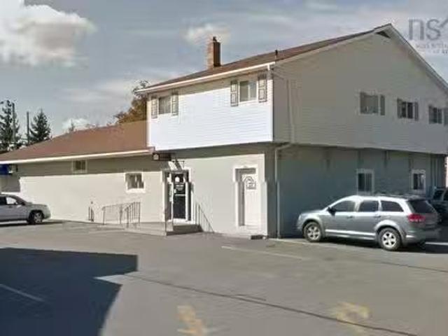 Charming 526 East River Road, New Glasgow, NS, B2H 3R6 comme.