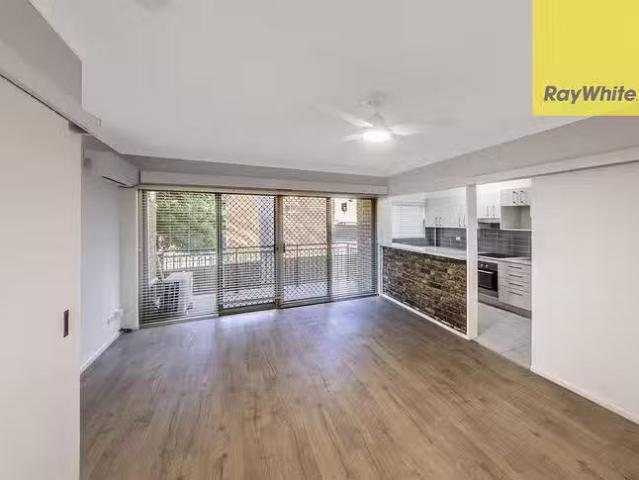 Unique 5/26 Queens Avenue, Parramatta, NSW 2150