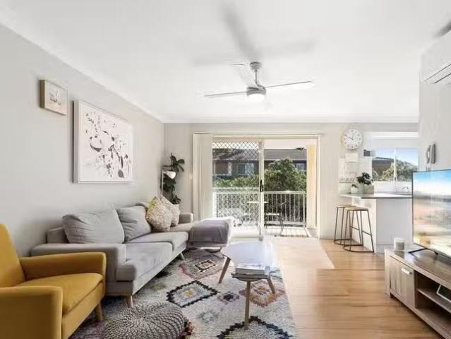 Unique 5/29 Park Road, Bellambi, NSW 2518