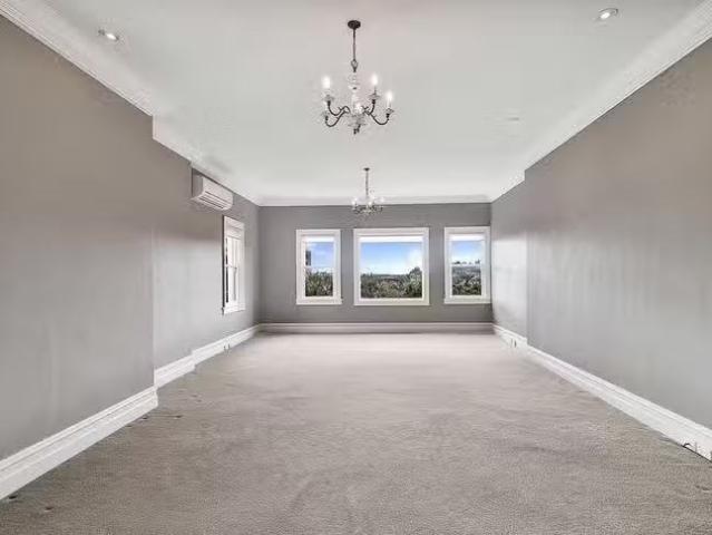 Just in! 5/343 Edgecliff Road, Edgecliff, NSW 2027