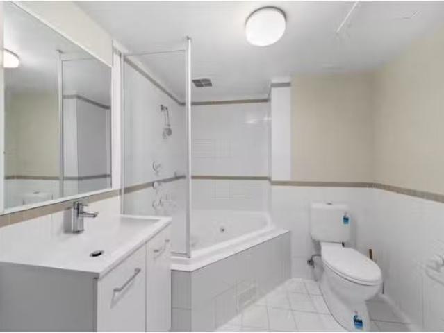 New 54/30 Cunningham Street, Kingston House for rent Listed b.